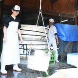 香港出身インフルエンサー・歐さん、栃木の飯沼銘醸で日本酒造り体験