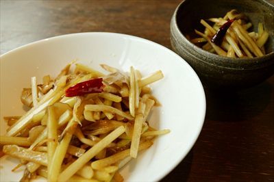 大根の皮と舞茸のきんぴら