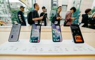 最新ｉＰｈｏｎｅ発売、行列も