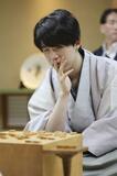 藤井、王座失い六冠後退