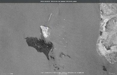 カーグ島沖で石油流出拡大