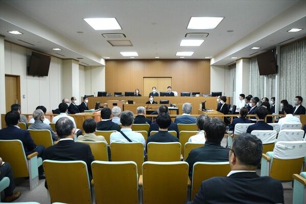 那須雪崩事故の公判で、被告人質問が行われた宇都宮地裁の２０６号法廷＝25日午後１時５分、宇都宮市小幡１丁目