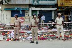 インドで群衆事故、３９人死亡