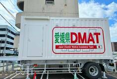 コンテナ診療所を改良