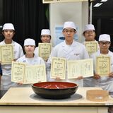 栃木農高２年生５人　「日光認定会」そば打ち二段合格　１、２位も独占