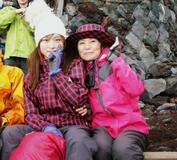 逆風の中、命日迎える