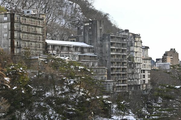 老朽化が進み放置されている鬼怒川温泉の廃ホテル