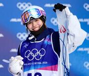 モーグル中尾、膝の痛みに泣く