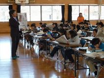 記事の構成は５Ｗ１Ｈ　宇都宮市細谷小