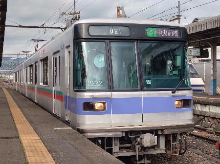 　元東京メトロ０３系の上毛電気鉄道８００形