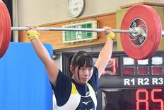栃木県高校総体重量挙げ　女子58kg級・酒井心音（小山西）が優勝、15…