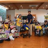 宇都宮ブレックス竹内選手が障害児ケア施設に車いす寄贈　市内４カ所、済生…