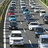 今年は昨年より混雑か　お盆の高速渋滞予測　10日に下りで最長45キロ見込む