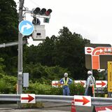 黒磯板室インター交差点に右折信号　逆走事故受け新設　標識も大型・高輝度化