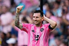 サッカーW杯 祭典待つ開催国