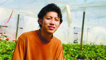 塚本 諒太（つかもと りょうた）さん（24歳）/イチゴ農家