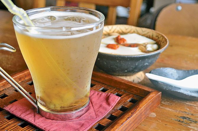 爽やかなドリンクに台湾スイーツ「豆花（トウファ）」もお薦め