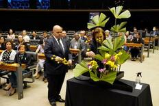 ブラジルに「生け花の日」