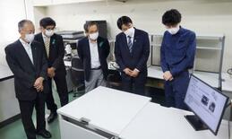 佐賀県議団が科捜研を視察