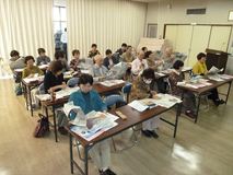 小山市桑公民館／新聞記者の苦労知る