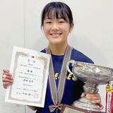 前田（栃木スポーツネット）が日本一　全国小学生フェンシング　半年前の涙、日本一の笑顔で輝く