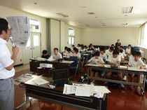 ボランティア活動学ぶ　市貝中