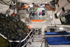 オリオン模型公開、生活空間も