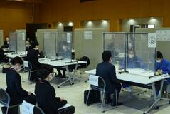 支援へ初の面接会県など１０団体　コロナ禍の再就職