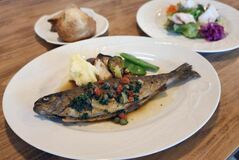 大ぶり、身はふっくら