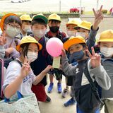 120キロの地から...上高根沢小校庭に飛来　風船がつないだ「150年」の縁
