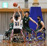 車いすバスケ、強豪兵庫に惜敗　一進一退の大迫力ゲーム【動画】