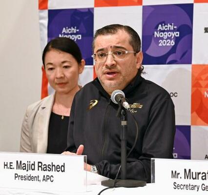 　調整委員会を終え、記者会見するアジア・パラリンピック委員会のマジド・ラシド会長＝１４日、名古屋市
