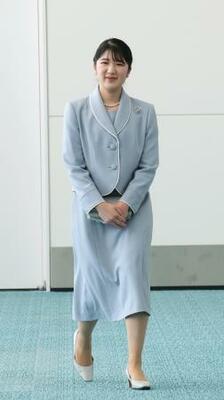 ラオスに向けて出発される愛子さま=17日午前、羽田空港(代表撮影)