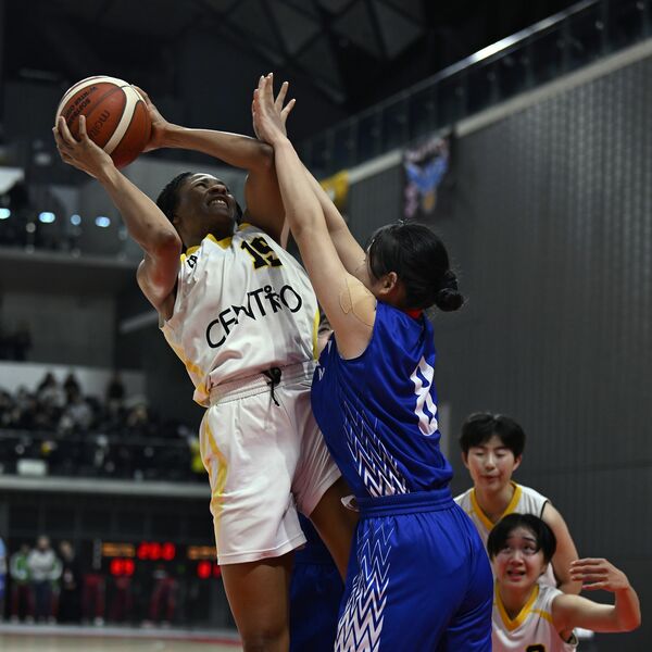 コートの「女王」チャマカ、25得点24リバウンド ウインターカップ女子