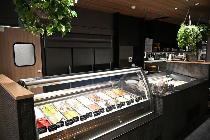 デザートビュッフェ