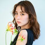 栃木出身のモデル石川恋さん、アパレルブランド「Stola.」カタログで…