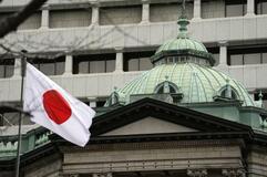 円買い為替介入、５兆円規模