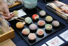 訪日客に和菓子文化を