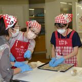 焼き菓子づくりで新たな仲間と出会う　あしかが美人スクール開催　足利