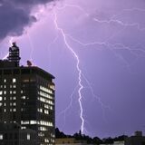 「雷撃」２万７千回、全国最多に　８月の栃木県内　平年比1.7倍、要因は