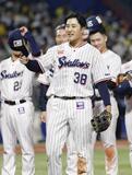 ヤ 石井巧 歓喜 プロ初安打