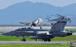 米艦載機訓練、岩国基地に爆音