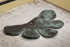 法隆寺釈迦三尊像の一部か