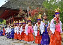 鹿沼で４年ぶり稚児行列