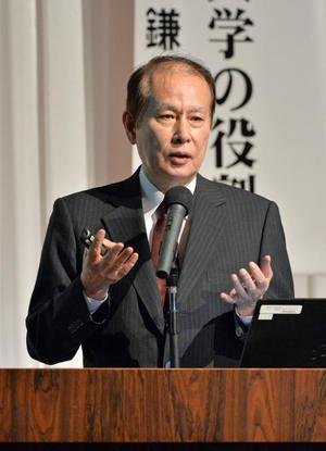 「人生１００年時代における大学の役割」　早稲田大学総長　鎌田薫氏
