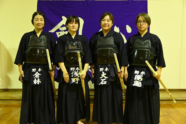 そろって初段合格を果たした４人