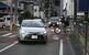 三峯地区の市道交差点。幅員の狭い市道に車や自転車が行き交う（画像の一部を加工しています）
