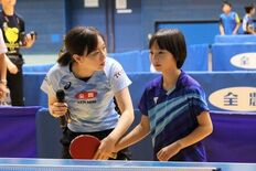 元卓球日本代表の石川佳純さんが三重県の子どもたちを熱血指導