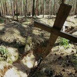戦時下に生きる　ウクライナ現地報告③　集団墓地の町に残る傷跡　「全員が…