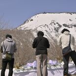 那須雪崩事故発生から８年　遺族、関係者らが献花